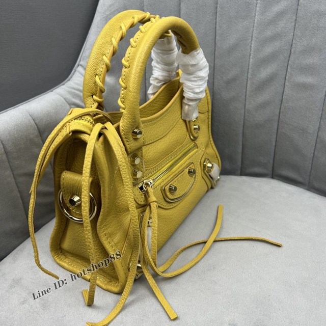 Balenciaga專櫃爆款金扣日落黃義大利進口山羊皮迷你機車包 巴黎世家原單經典手提機車包 fyj1780